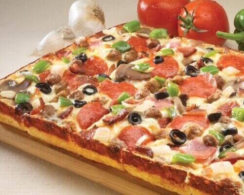 Square Pizza Corner: The UK’s Favorite Local Pizza Spot!